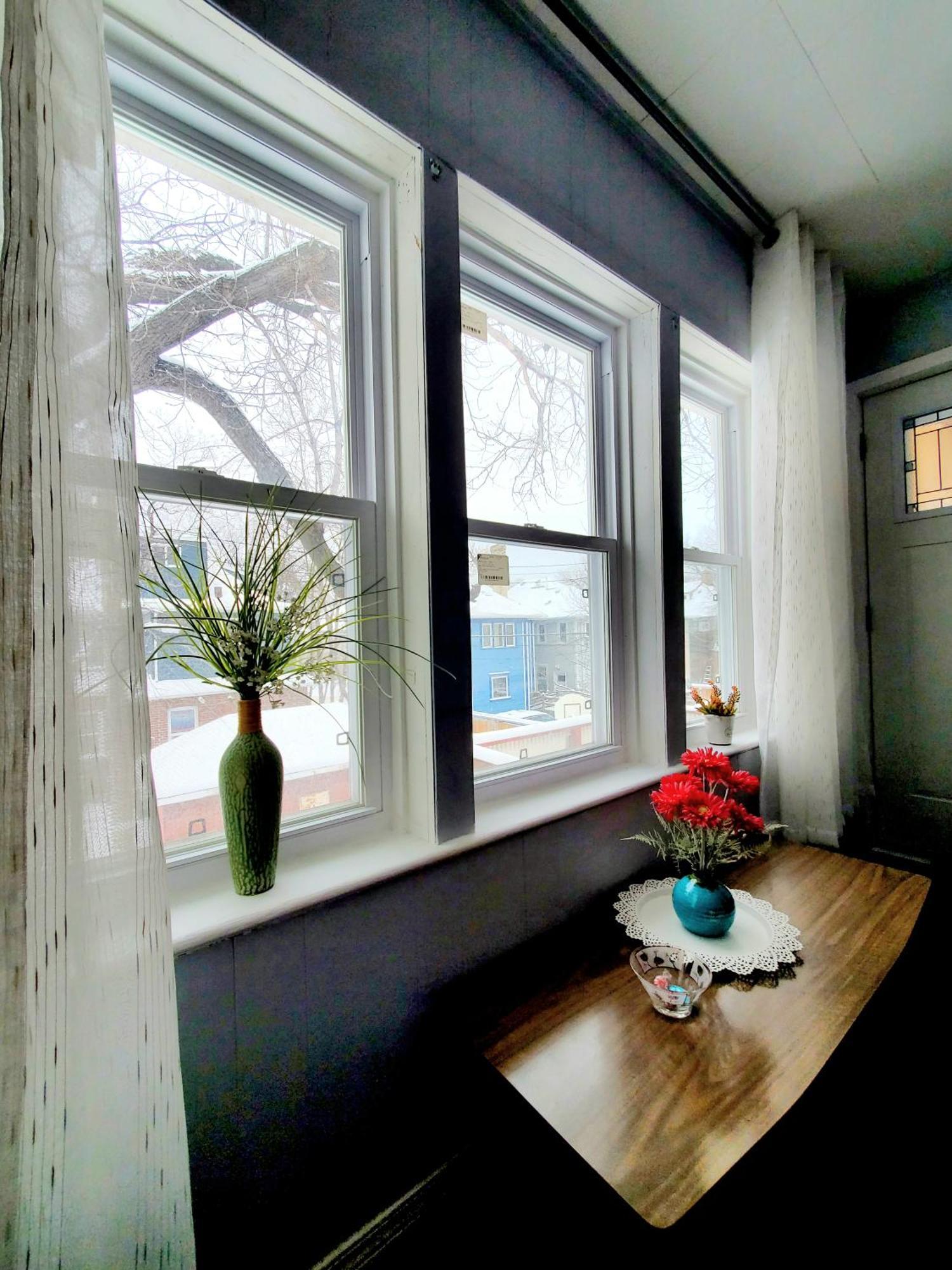 Merj'S Guest House In Wolesly Winnipeg Ngoại thất bức ảnh