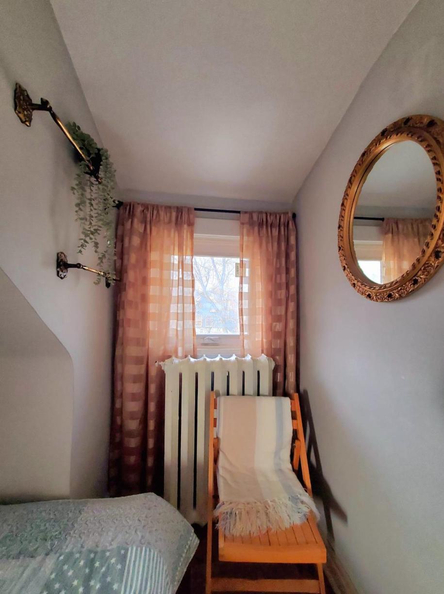 Merj'S Guest House In Wolesly Winnipeg Ngoại thất bức ảnh