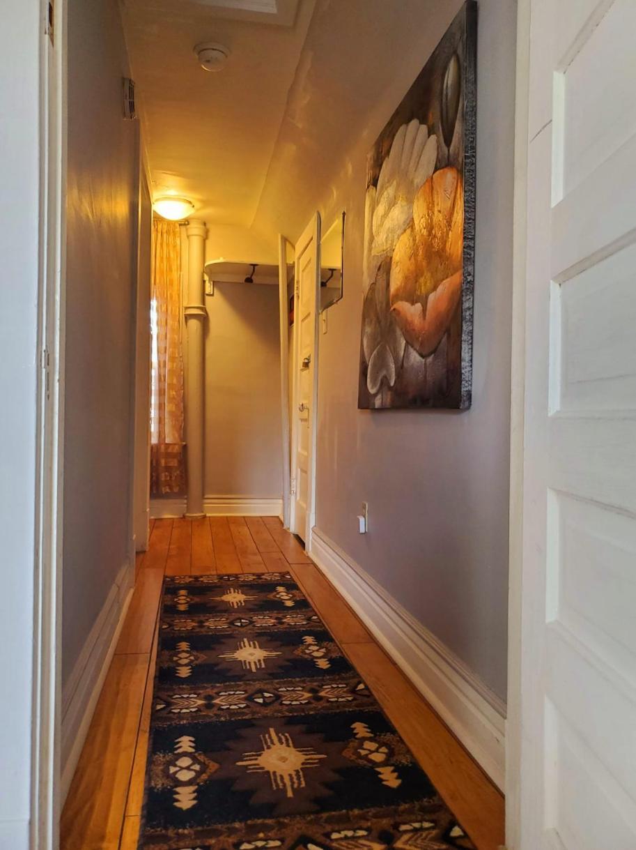 Merj'S Guest House In Wolesly Winnipeg Ngoại thất bức ảnh