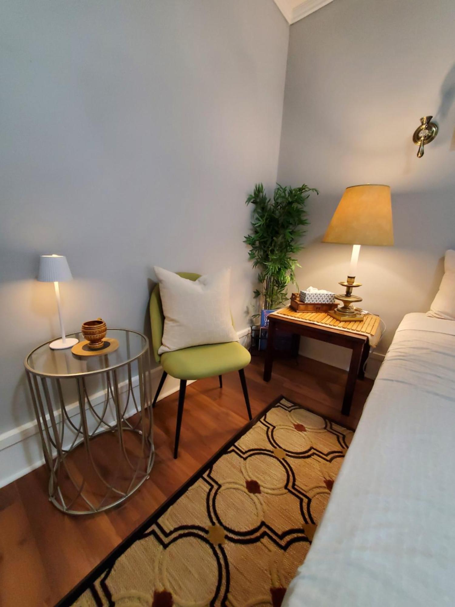 Merj'S Guest House In Wolesly Winnipeg Ngoại thất bức ảnh